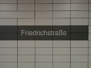 Bahnhof Berlin Friedrichstraße