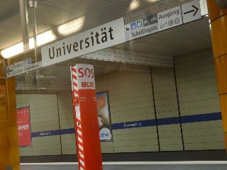 U-Bahnhof Universität