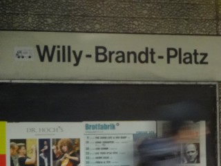 U-Bahnhof Willy-Brandt-Platz