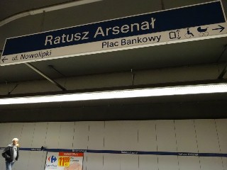 stacja «Ratusz Arsenał»