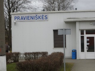 Pravieniškių geležinkelio stotis