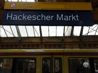 Bahnhof Berlin Hackescher Markt